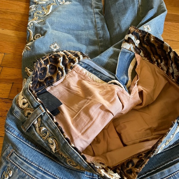 ***Sale***Cache EUC Denim Jeans In Floral Metallic Embroidered Originally $65 - Picture 5 of 8